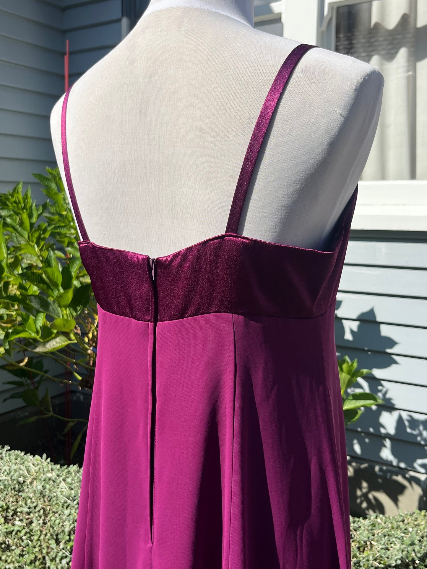 Beautiful Maxi Vintage Gown | Size 12