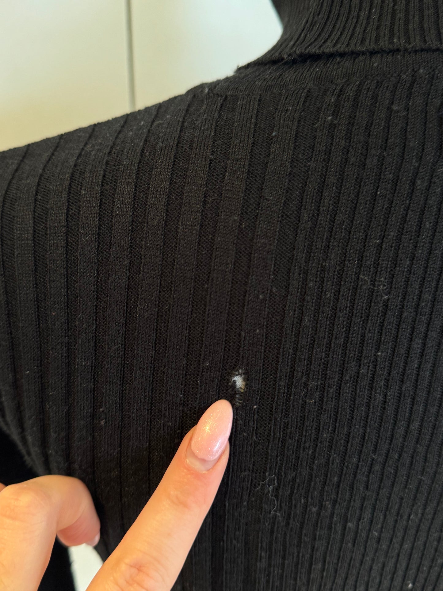 Black Turtleneck | Size 6-8