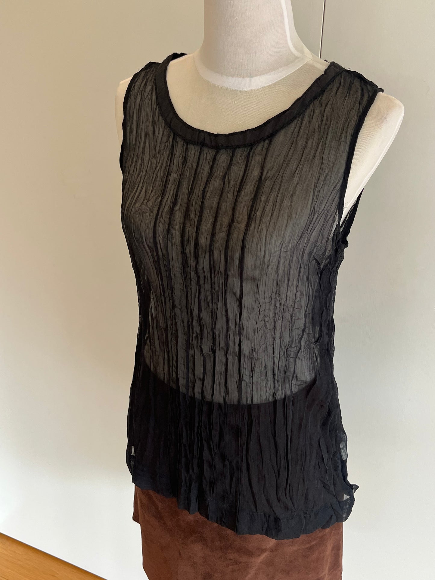 Sheer Black Top | Size 10-12