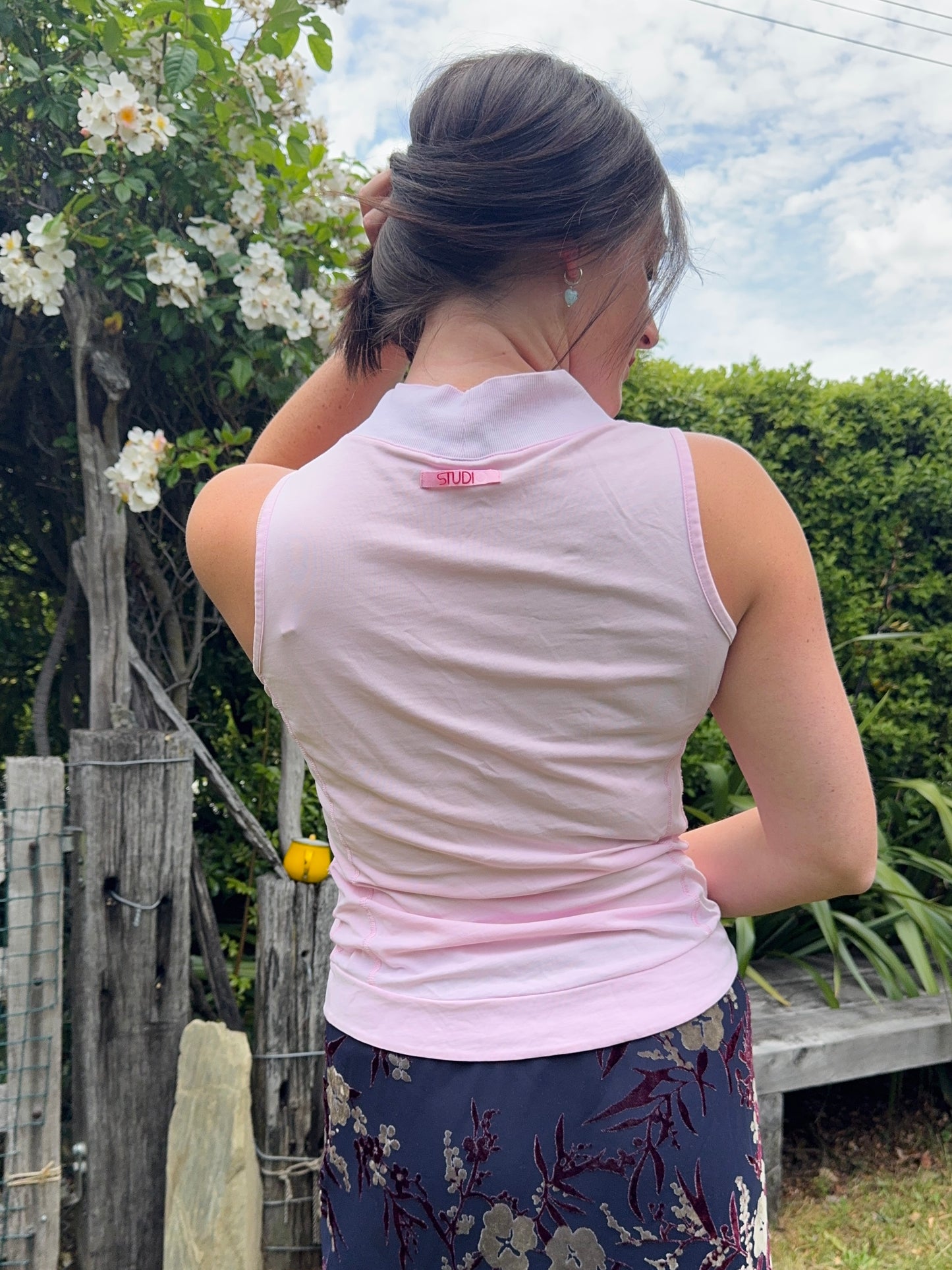 Cute Y2k Nike Top | Size 8-10