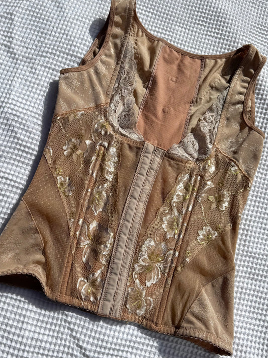 Beautiful Nude/Gold Lace Corset | Size 4-6
