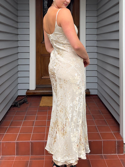 Beautiful Creme Vintage Gown | Size 8-10