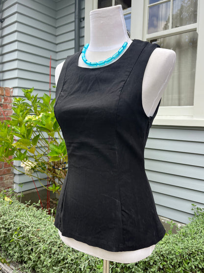 Fitted Black Top | Size 10-12
