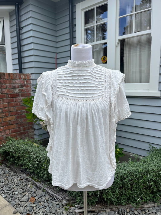 White top with frill detail | Size 8