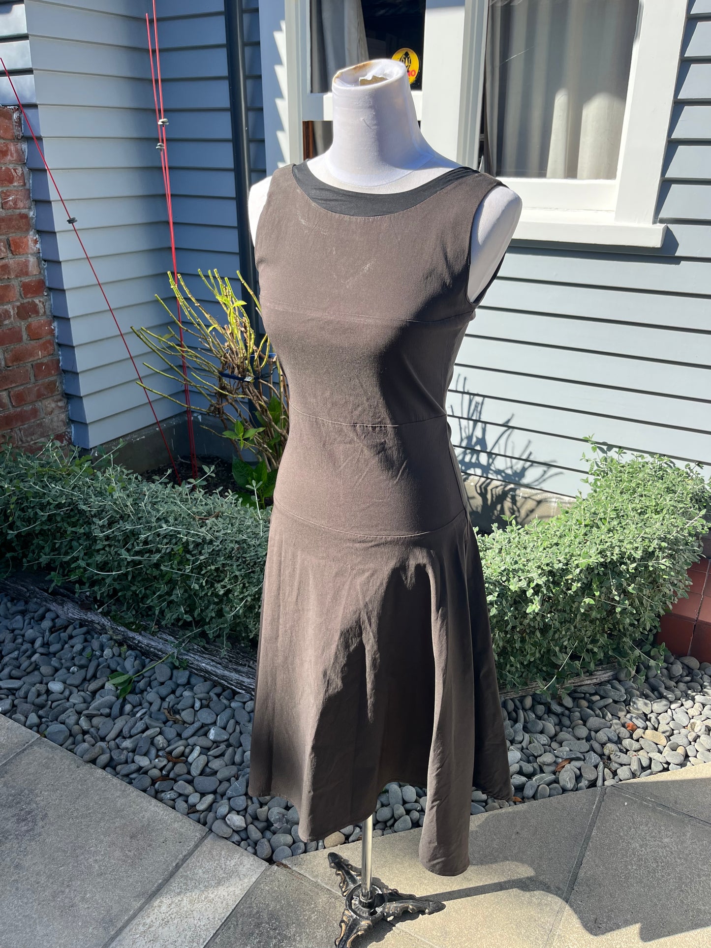 Fitted Brown Midi Dress | Size 8