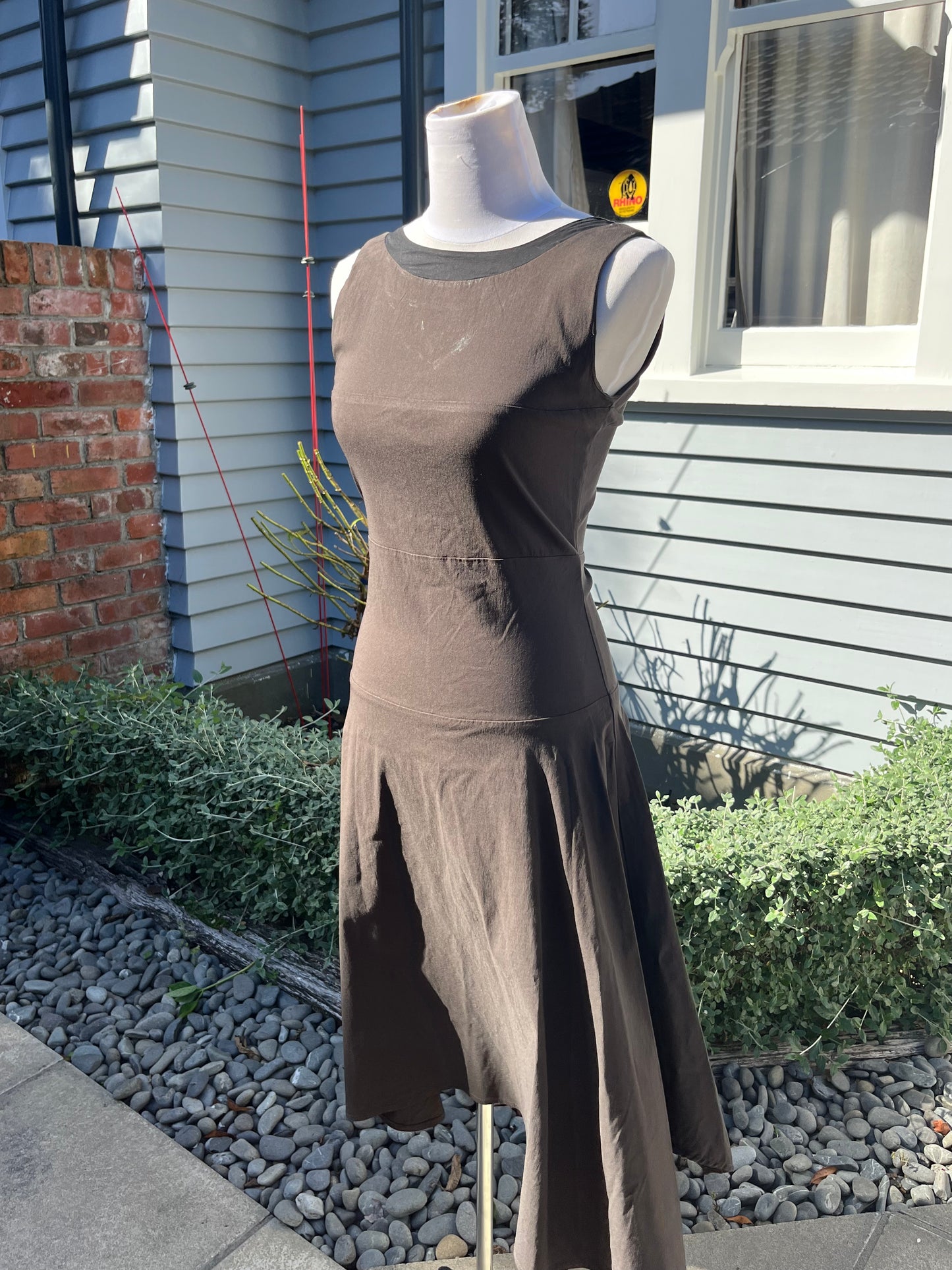 Fitted Brown Midi Dress | Size 8