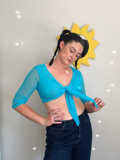 Blue Sheer 3/4 Sleeve Top | Size Medium