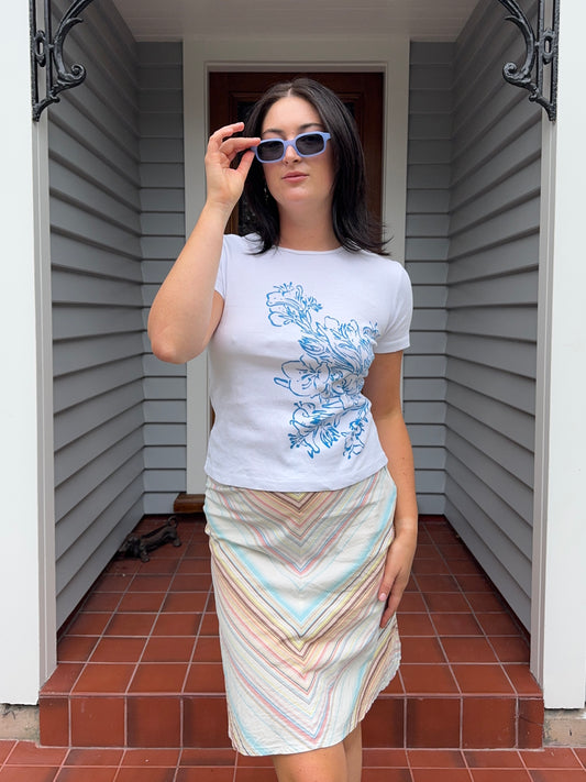 White T-Shirt with Blue Floral Design | Size M