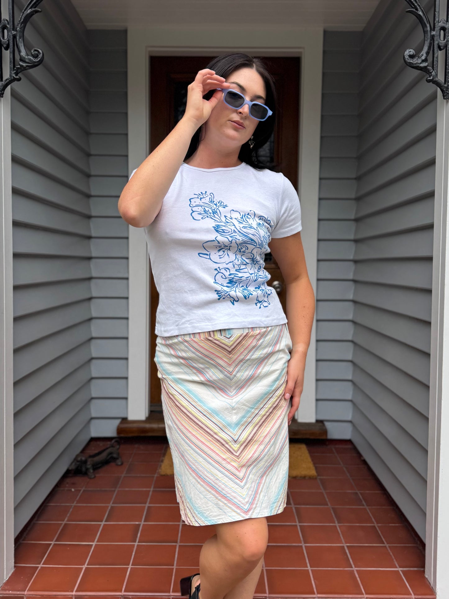 White T-Shirt with Blue Floral Design | Size M