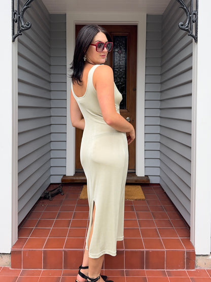 Vintage Creme Gown | Size 12