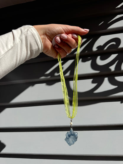 Green Necklace With Floral Pendant