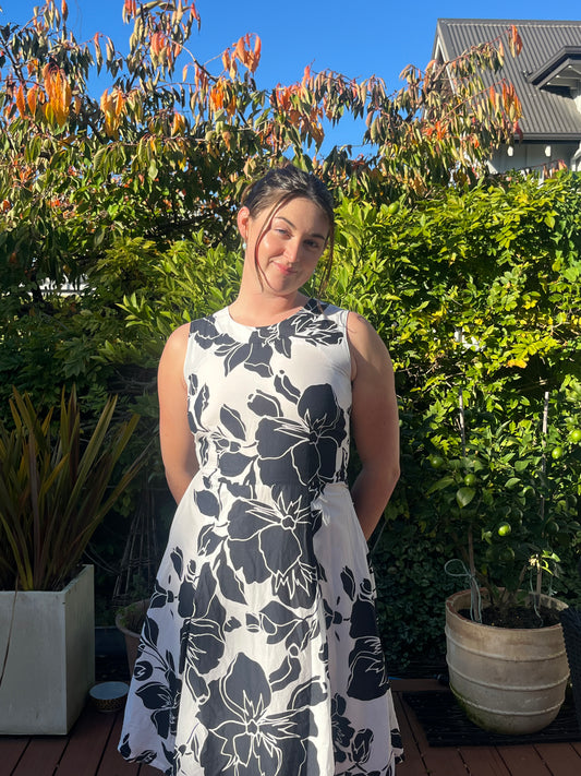 Black and White Floral Midi Dress | Size 12