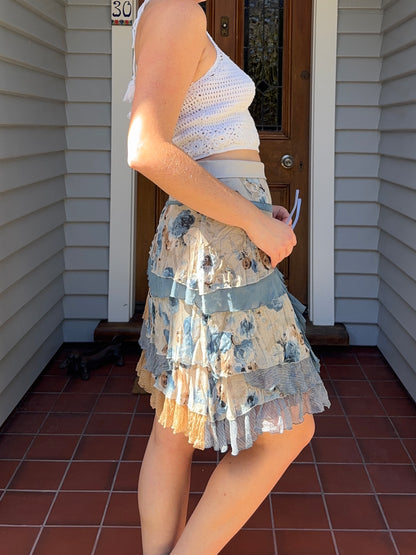 Beautiful Floaty Mini Skirt | Size 8-10